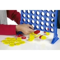 Hasbro Gaming Jeu De Stratégie Puissance 4 -Jeux Et Jouets 6385e30708743 696486 3